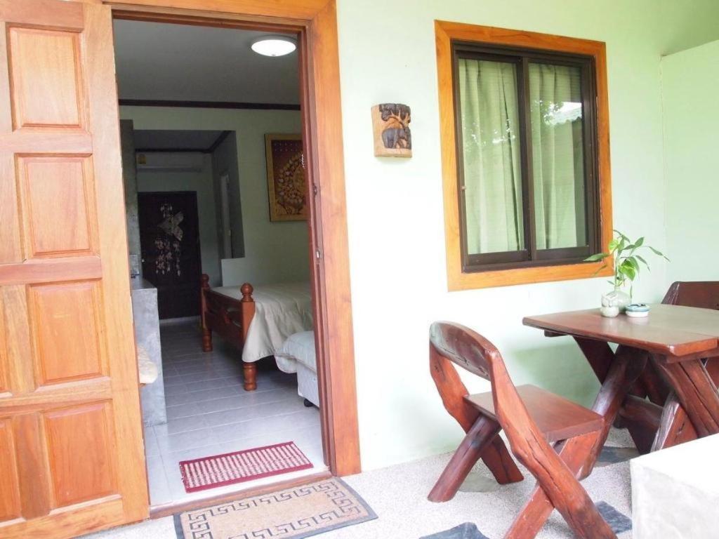 Baan Sala Lung Dam Hotel ボプート エクステリア 写真