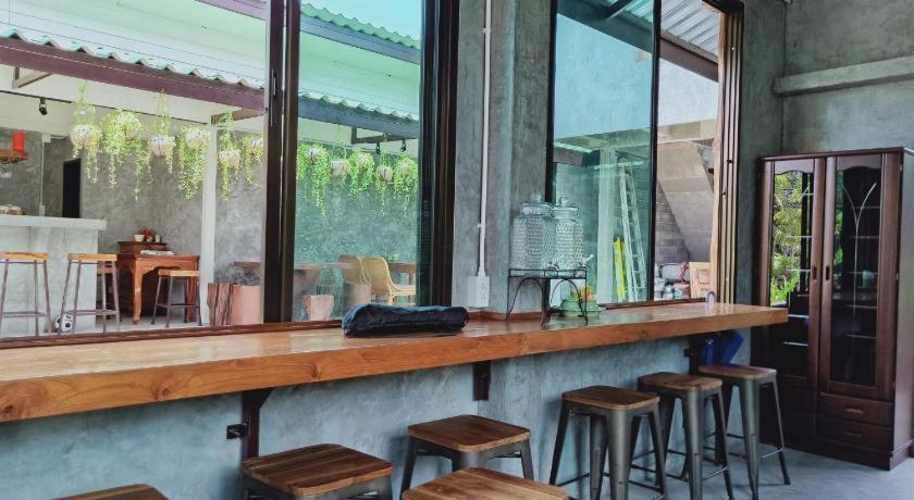Baan Sala Lung Dam Hotel ボプート エクステリア 写真