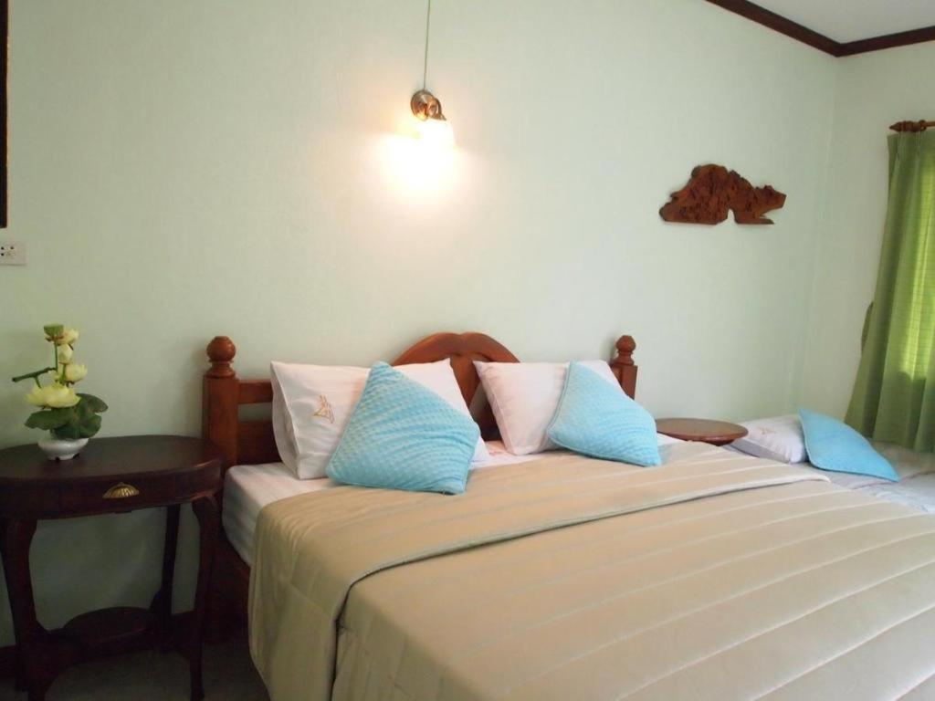 Baan Sala Lung Dam Hotel ボプート エクステリア 写真