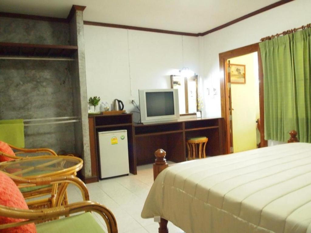 Baan Sala Lung Dam Hotel ボプート エクステリア 写真