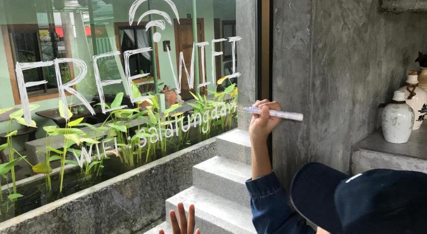Baan Sala Lung Dam Hotel ボプート エクステリア 写真