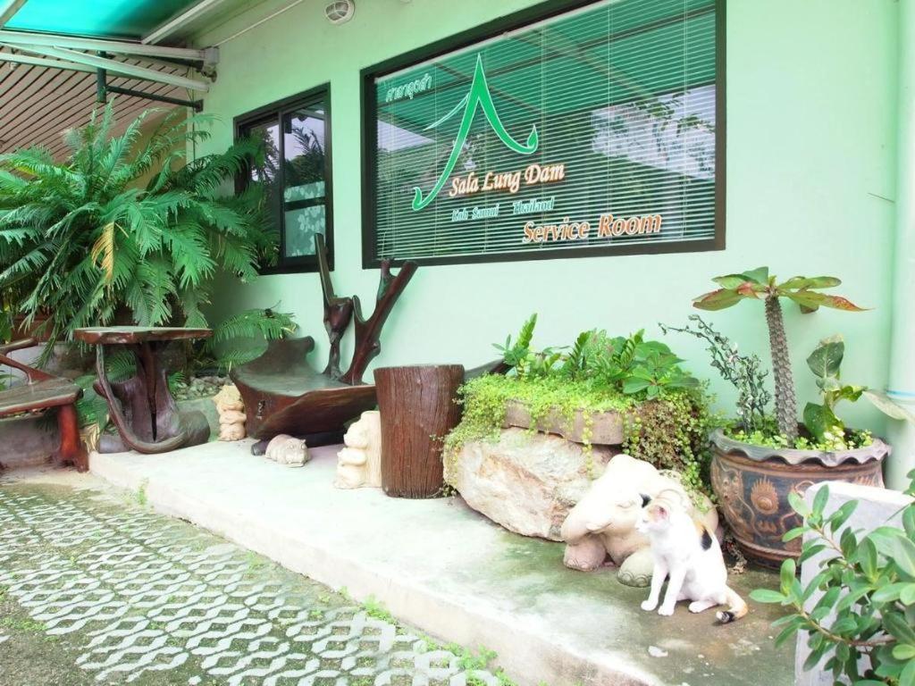 Baan Sala Lung Dam Hotel ボプート エクステリア 写真